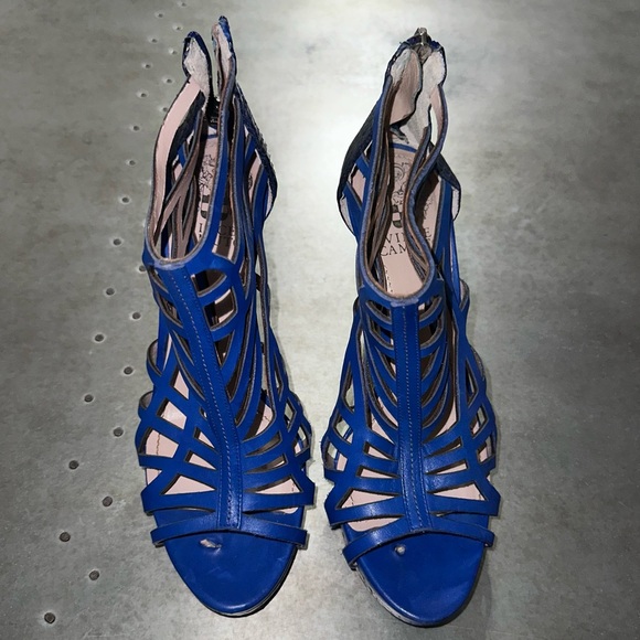 VINCE CAMUTO BLUE SNAKESKIN HEELS 🐍 - Picture 6 of 11